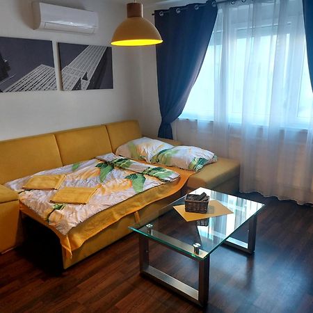 Apartman Katty Pressburg Exterior foto